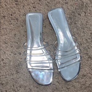 Zara clear slides